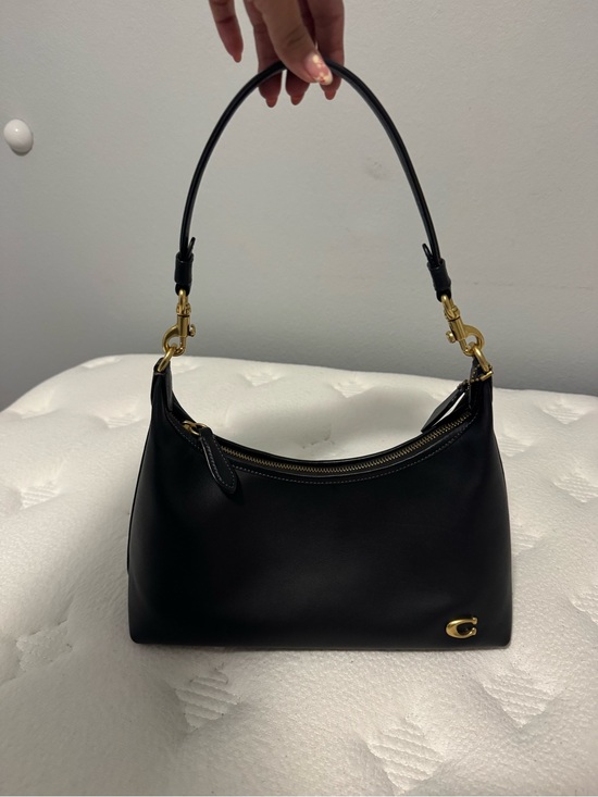 Coach Handbags - Coach JULIET Shoulder Bag